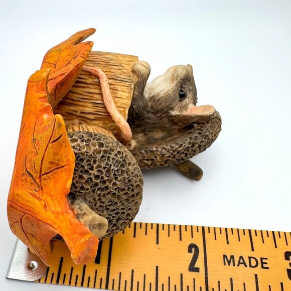 Charming Tails Caps Off To You Silvestri Mouse Figurine Autumn Leaf Acorn Design - Picture 2 of 8